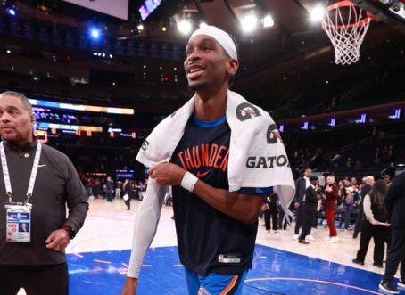 星空体育官网-【现场】亚历山大显MVP气质  雷霆大比分再胜尼克斯